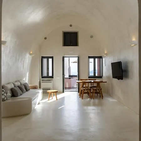 Villa Dusk & Dawn Fira (Santorini)